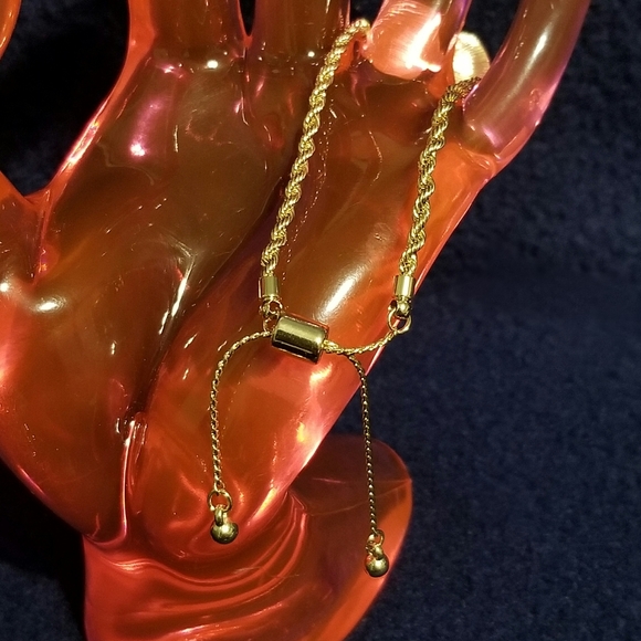 ITS Sense Heart Charm Rope Chain Bracelet - Picture 3 of 9